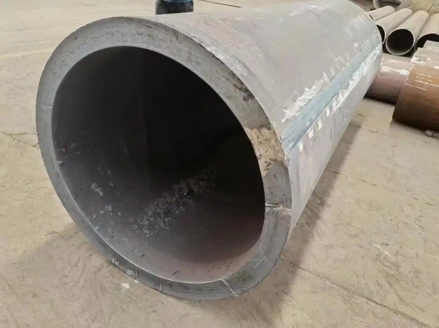 赤峰30CrMo大口径无缝钢管