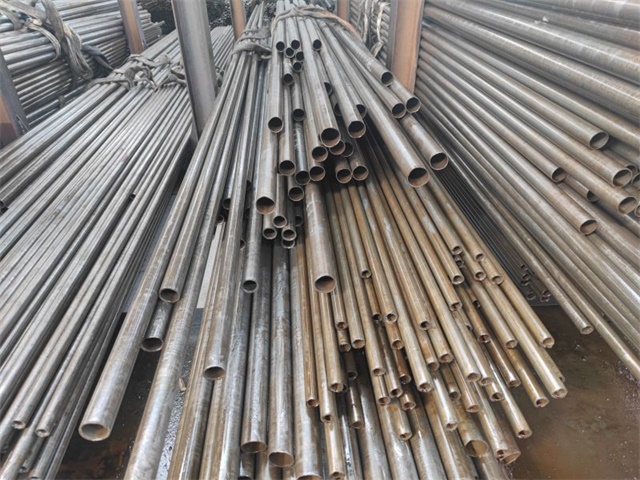 赤峰42CrMo退火无缝钢管